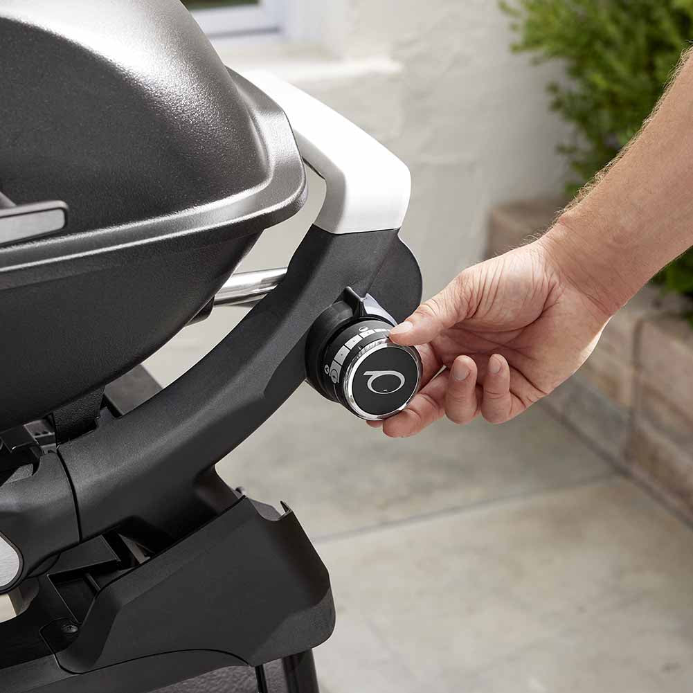 Weber Q 2200N con supporto compatto e kit Precision pala e pinza - Image 3